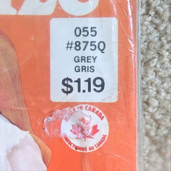 $5 Item! NWT Vintage Queen Size Moulin Rouge 160-200lb Double Mesh Pantyhose - Picture 3 of 11